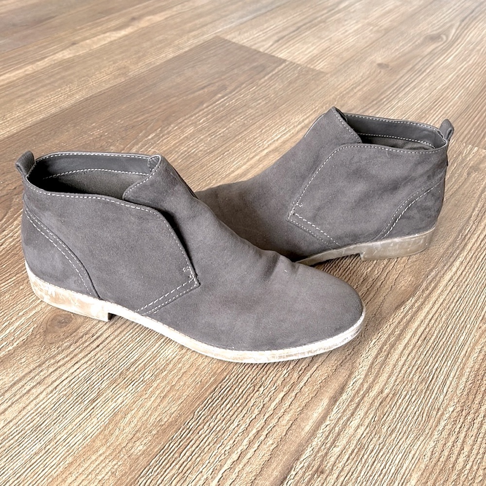 Indigo Rd ankle boot. W Size 7.5